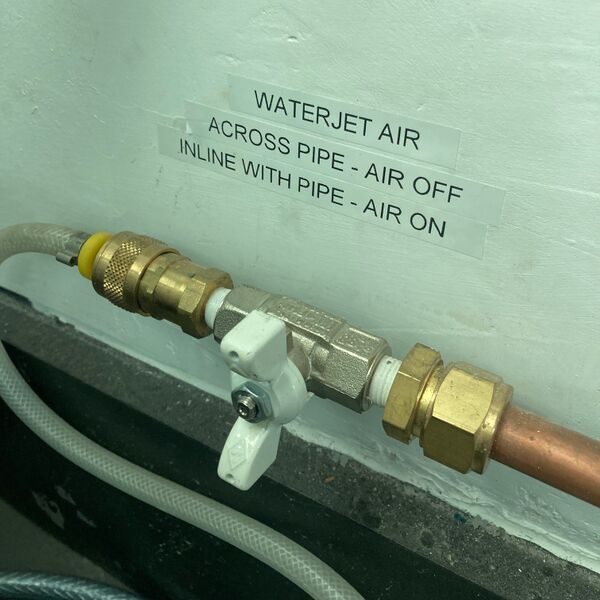 File:Waterjet-air-supply.jpg